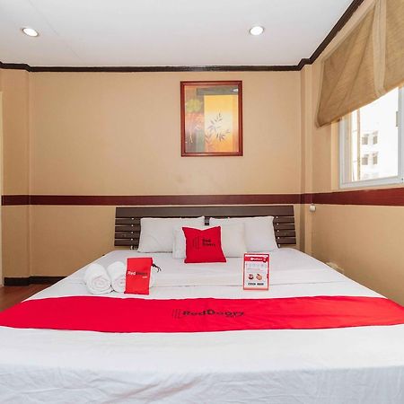 Reddoorz @ Up Village Quezon City Exterior photo