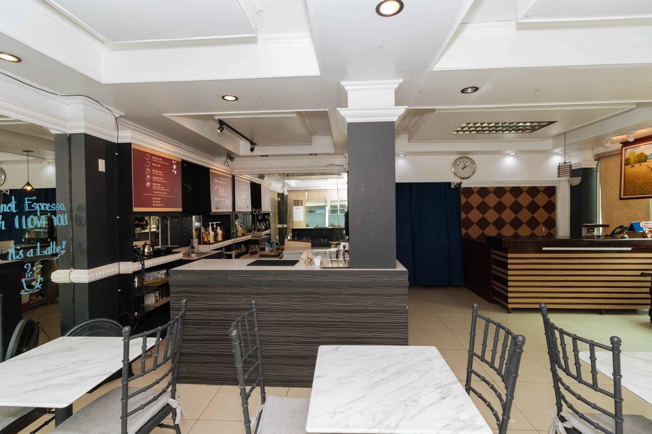 Reddoorz @ Up Village Quezon City Exterior photo