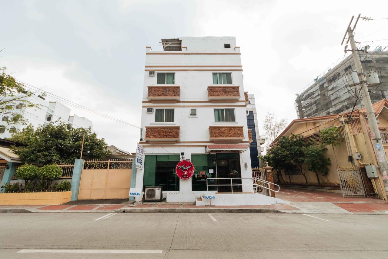 Reddoorz @ Up Village Quezon City Exterior photo