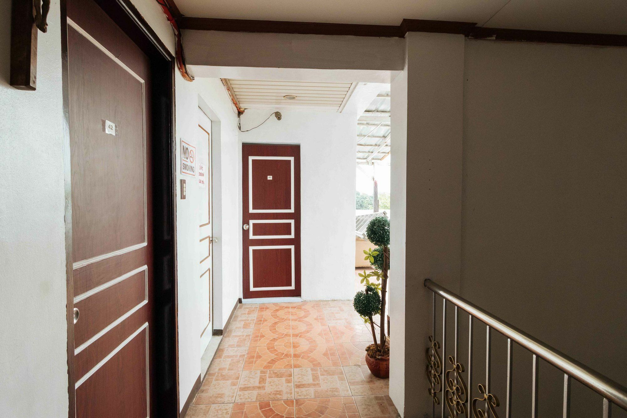 Reddoorz @ Up Village Quezon City Exterior photo